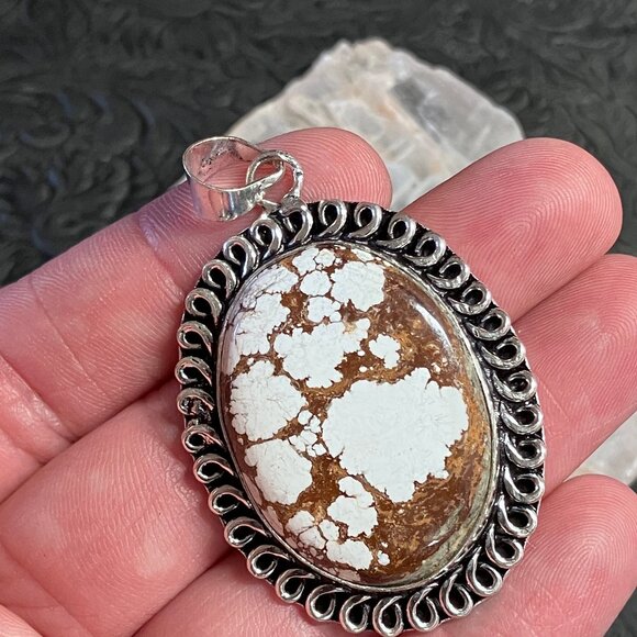 Wild Horse Turquoise Magnesite Pendant Crazy Horse Appaloosa Stone - Picture 4 of 6